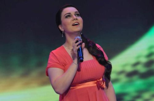 Bəyimxanım Vəliyeva İmadəddin Nəsimidən oxudu