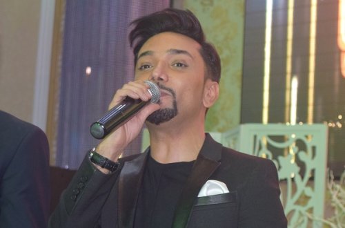 Faiq Ağayev doğum gününü qeyd edir