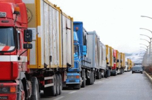 Bakı-Aktau arasında TIR böhranı həll edildi