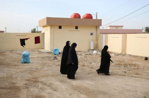 İŞİD 837 qadını edam edib