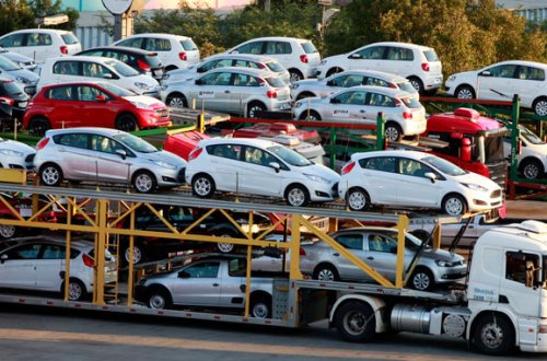 Maşın idxalı 5 dəfə azalıb