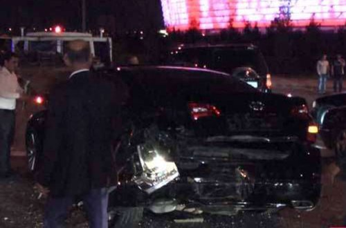 Administrasiyanın maşını qəzaya düşdü