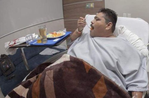 Dünyanın ən kök adamı öldü