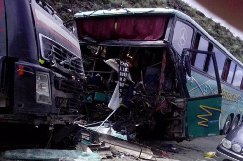 Boliviyada baş verən ağır yol qəzası nəticəsində