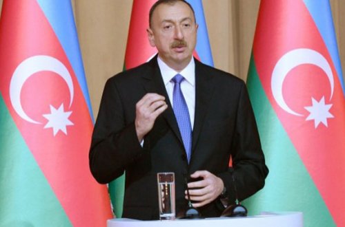 İlham Əliyev təltif etdi