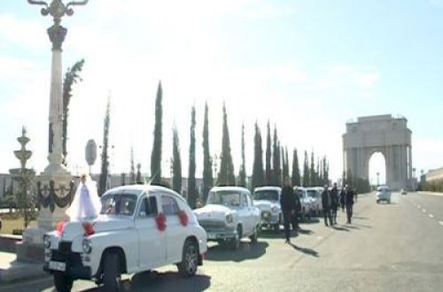 Azərbaycanda qeyri-adi toy karvanı