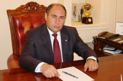 Bərdə icra başçısı bunu da etdi