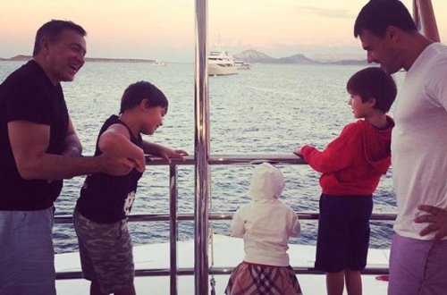 “Əminə istəsə, ona soyadımı verərəm...”