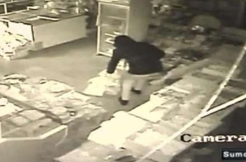 Sumqayıtda oğurluq anbaan kameralarda