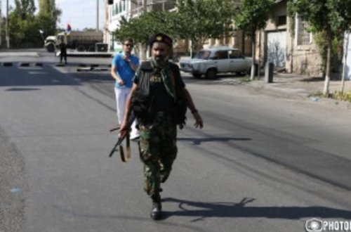 İrəvanda atışma gedir