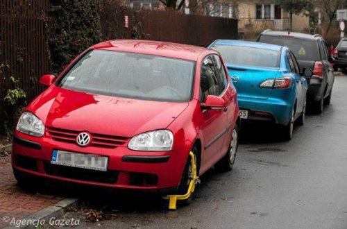 Polşa prezidentini qanunsuz parkinqə görə cərimələdilər