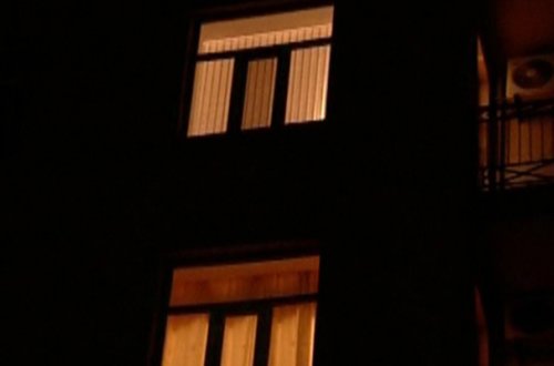 Kirayə puluna görə ev sahibinin dostu ilə yatdı