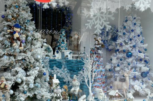 Bakı bayram libasında