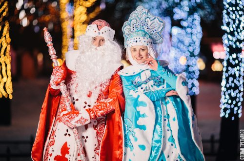 Məşhurlardan biri metroda Şaxta baba olacaq