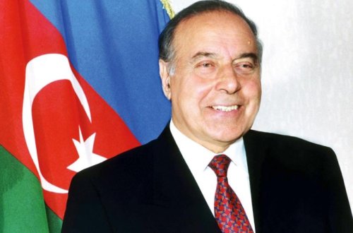 Gənclərin Heydər Əliyev məsuliyyəti