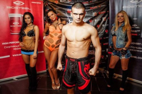 Məşhur azərbaycanlı samboçu Rusiyada saxlanılıb