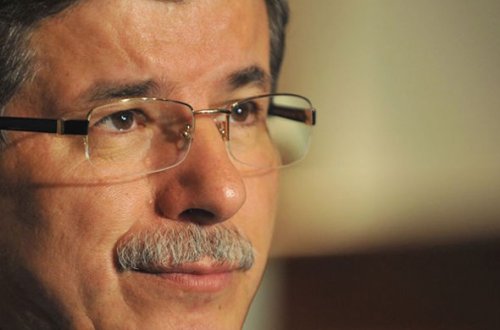 Davudoğlu İlham Əliyevə zəng etdi