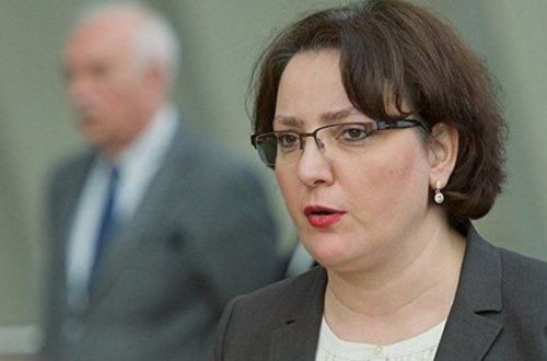 Müdafiə naziri istefa verdi