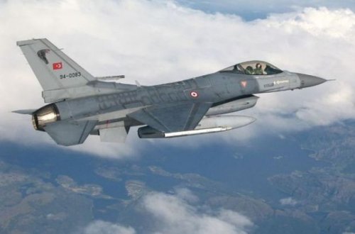 Yunanıstan qırıcıları Türkiyə F-16-sını hədəfə aldılar