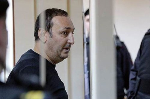 Azərbaycanlı milyarderin villasında axtarış