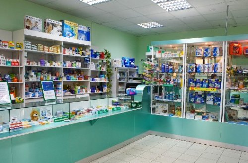 Səhiyyə Nazirliyi 4 apteki bağladı