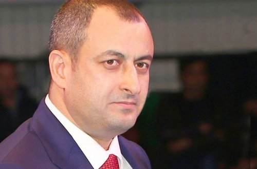 Adil Əliyev Salyan icra başçısını belə müdafiə etdi