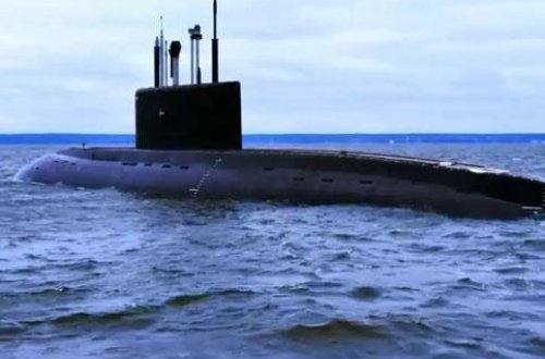 Rusiya İŞİD sualtı qayıqdan vurdu