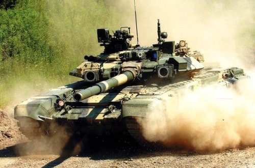 İran Rusiyadan T-90 tankı alır