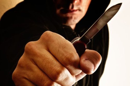 Borcunu istəyən şəxs ölümlə hədələnir