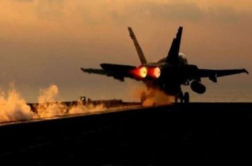 Qərb koalisiyası Suriya ordusunu bombaladı