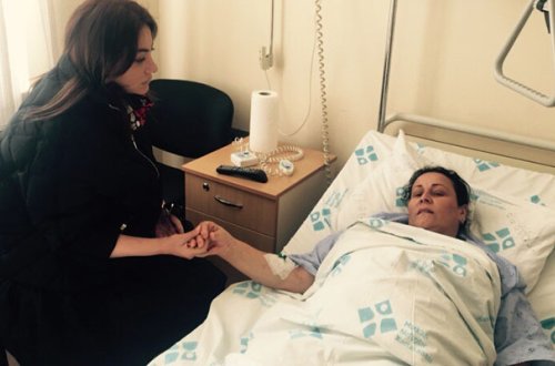 Ruhi yaralı neftçilərə baş çəkdi