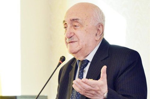 Xoşbəxt Yusifzadə: Estakadalar 13 metrəyə qədər hesablanmamışdı