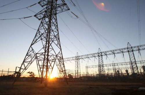 Siyəzəndə gənci eletrik cərəyanı vurub