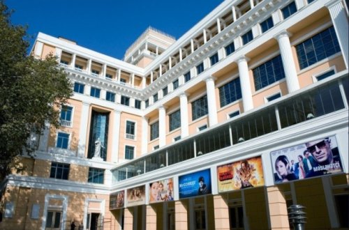 Nizami Kino Mərkəzi bütün filmlərin nümayişini dayandırıb