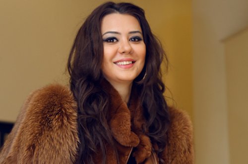 Bir gecəyə 7700 manat xərcləyən Oksana