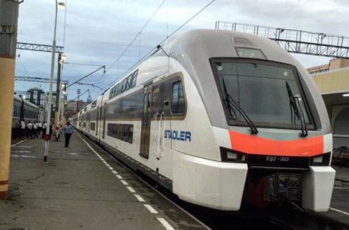 Bakı- Sumqayıt qatarı yolda qaldı