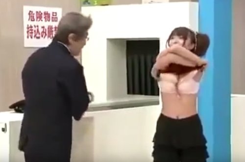 Gömrük işçisinin bu əməlini hər kəs danışır