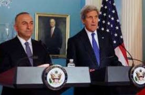 Kerri və Çavuşoğlu Ankara-Moskva gərginliyini müzakirə ediblər