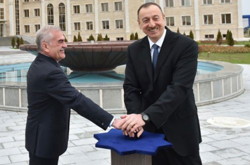 Prezident və Vasif Talıbov düyməni basdı