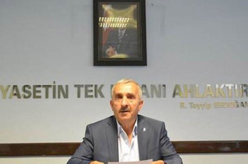 Qardaşı FETÖ-yə görə tutuldu