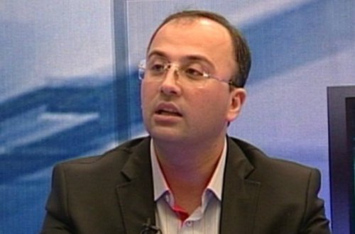 Sələfilər Elşad Miriyə qarşı: 