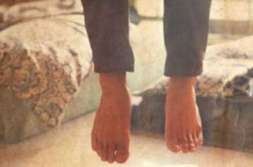 Qubada molla arvadını öldürdü,