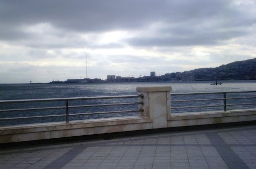 Bulvarda intihara cəhd