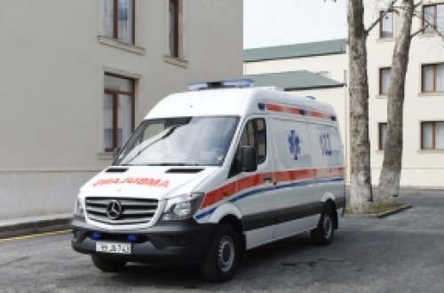 Tovuzda avtomobil piyadanı vurub