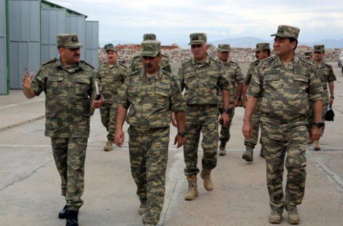 Zakir Həsənov tank hərbi hissəsində