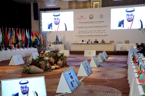 Azərbaycan sədr seçildi