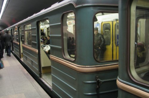 Bakı metrosunda qadına qarşı cinayət