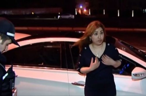 Bakıda sərxoş qadınlar polislərə çətin anlar yaşatdılar