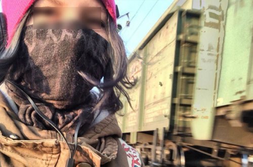 17 yaşlı qız intihardan əvvəl selfi çəkdi