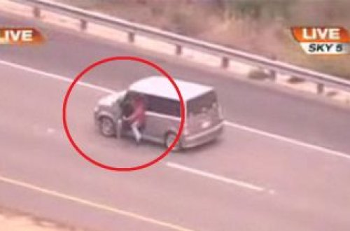 Qadınlar avtomobil idarə edə bilmir?